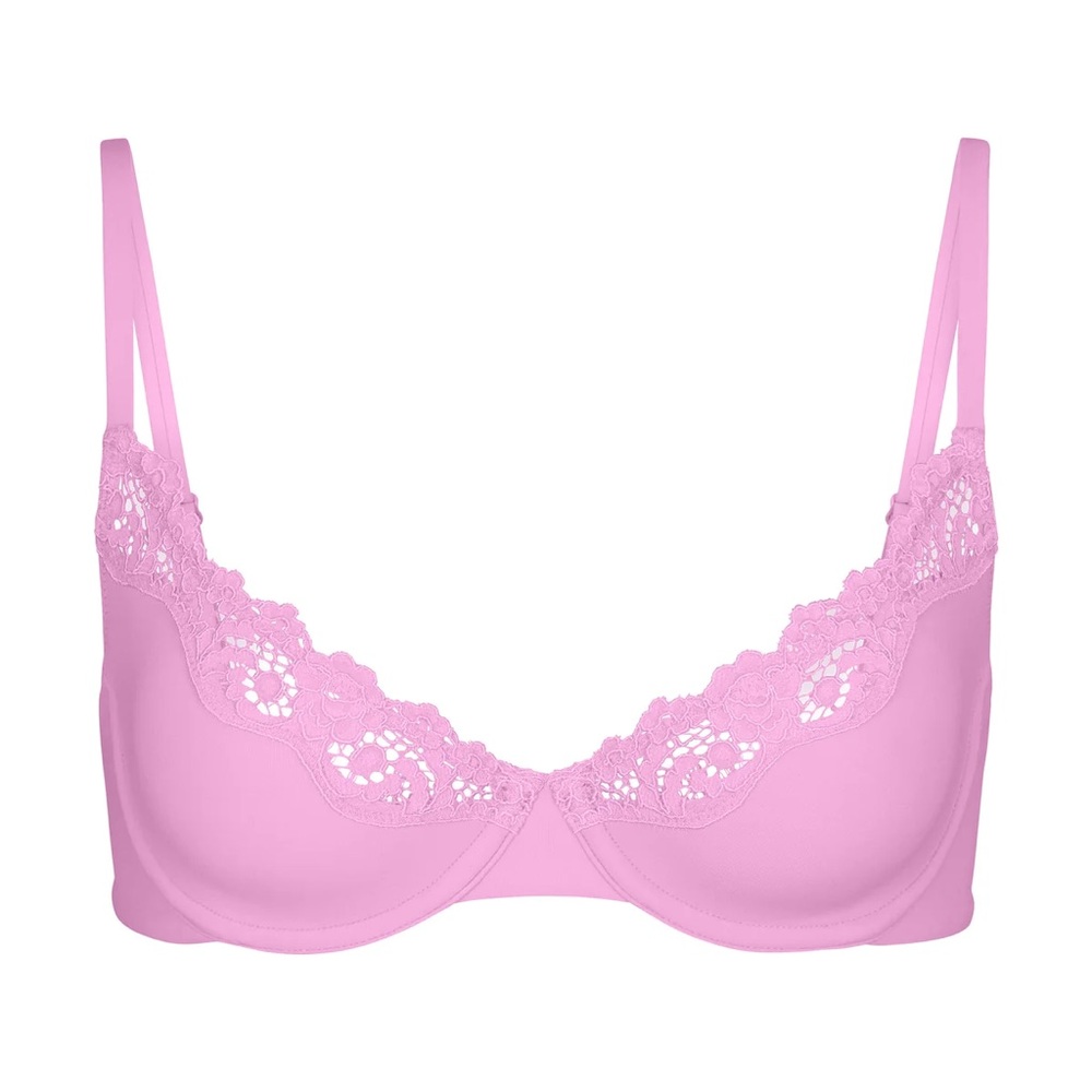 34D Skims Fits Everybody Lace Underwire Bra in Petal